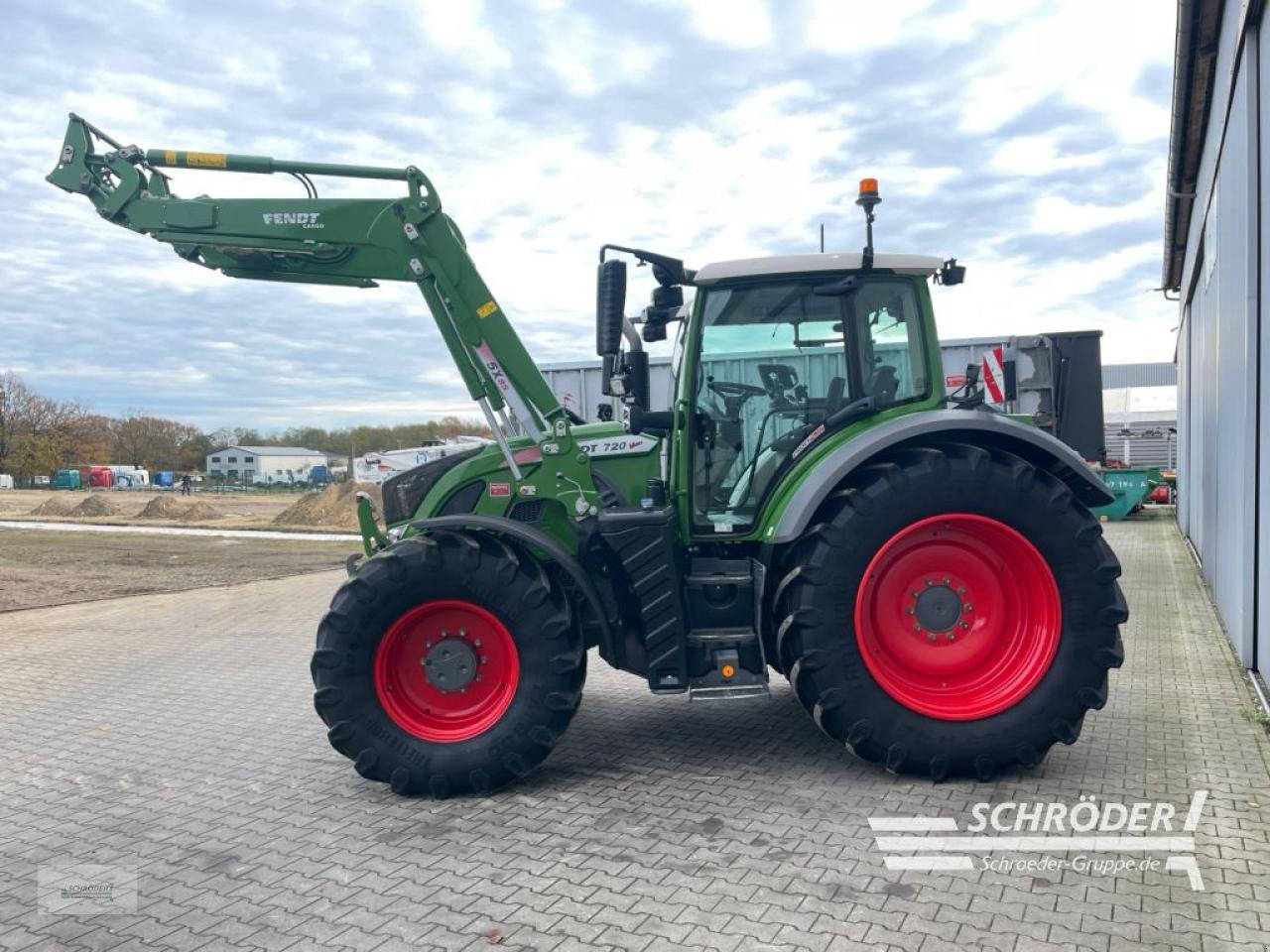 Traktor типа Fendt 720 VARIO S4 PROFI PLUS | RTK | CARGO 5X, Gebrauchtmaschine в Wildeshausen (Фотография 4)